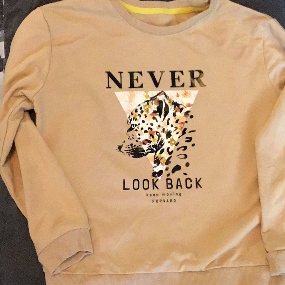 Beige Graphic Sweatshirt with Leopard Design